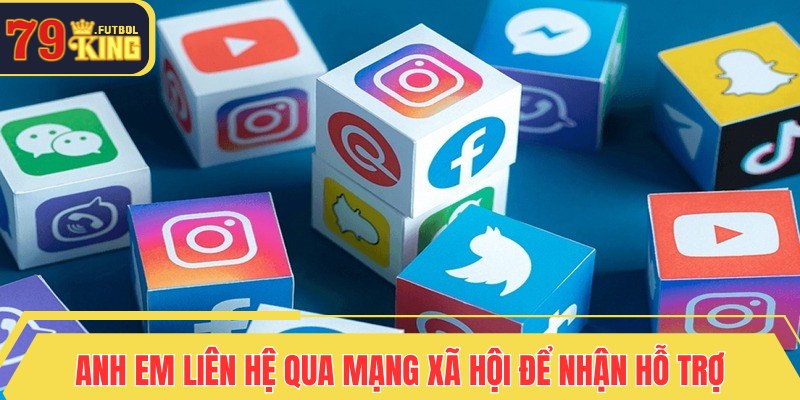 Anh em liên hệ qua mạng xã hội để nhận hỗ trợ